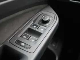 Volkswagen Golf (2025) thumbnail 32