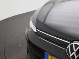 Volkswagen Golf (2025) thumbnail 35