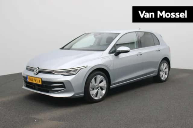 Volkswagen Golf (2025)