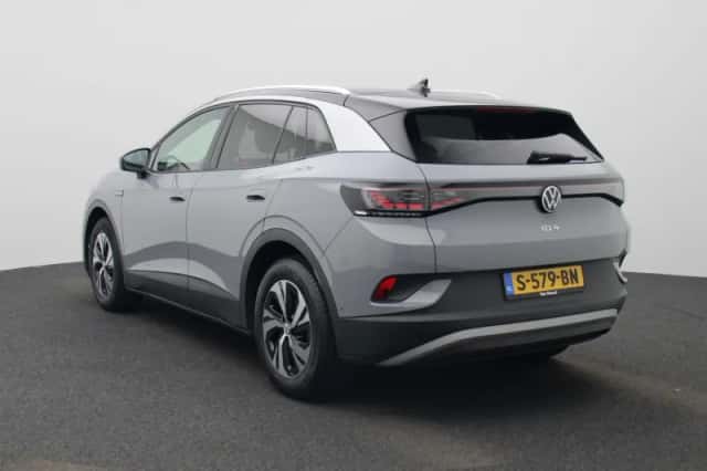 Volkswagen ID.4 (2022) thumbnail 2