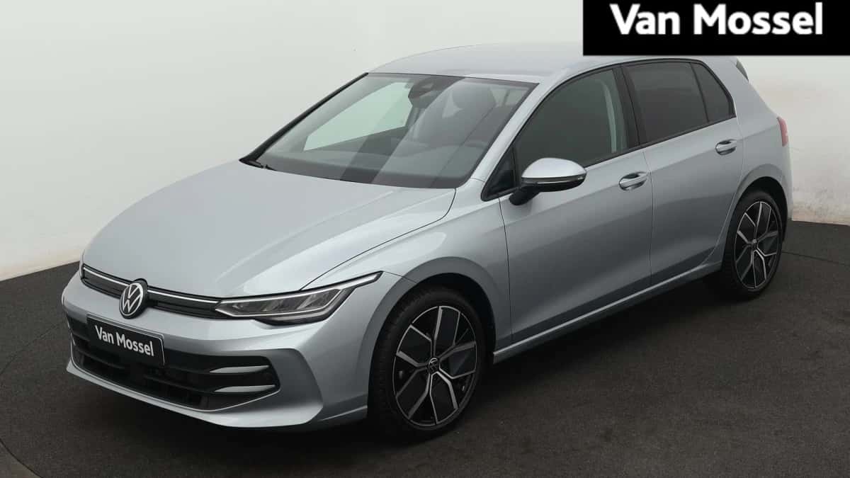 Volkswagen Golf (2025) — foto 1