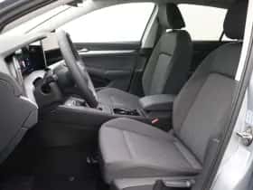Volkswagen Golf (2025) thumbnail 4