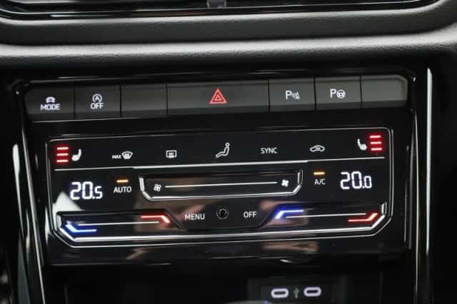 Volkswagen T-Roc (2025) thumbnail 21