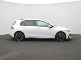 Volkswagen Golf (2025) thumbnail 2