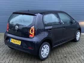 Volkswagen Up! (2021) thumbnail 4