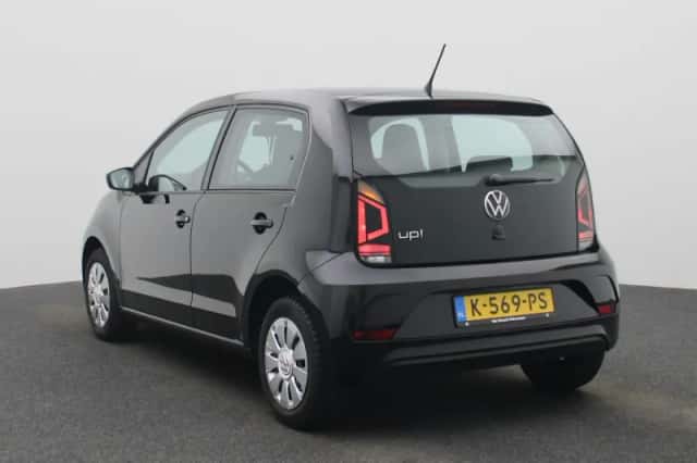 Volkswagen Up! (2021) thumbnail 2