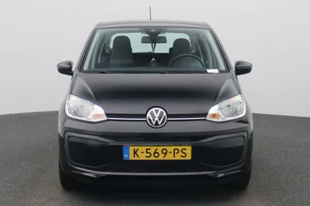 Volkswagen Up! (2021) thumbnail 3