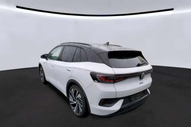 Volkswagen ID.4 (2023) thumbnail 4