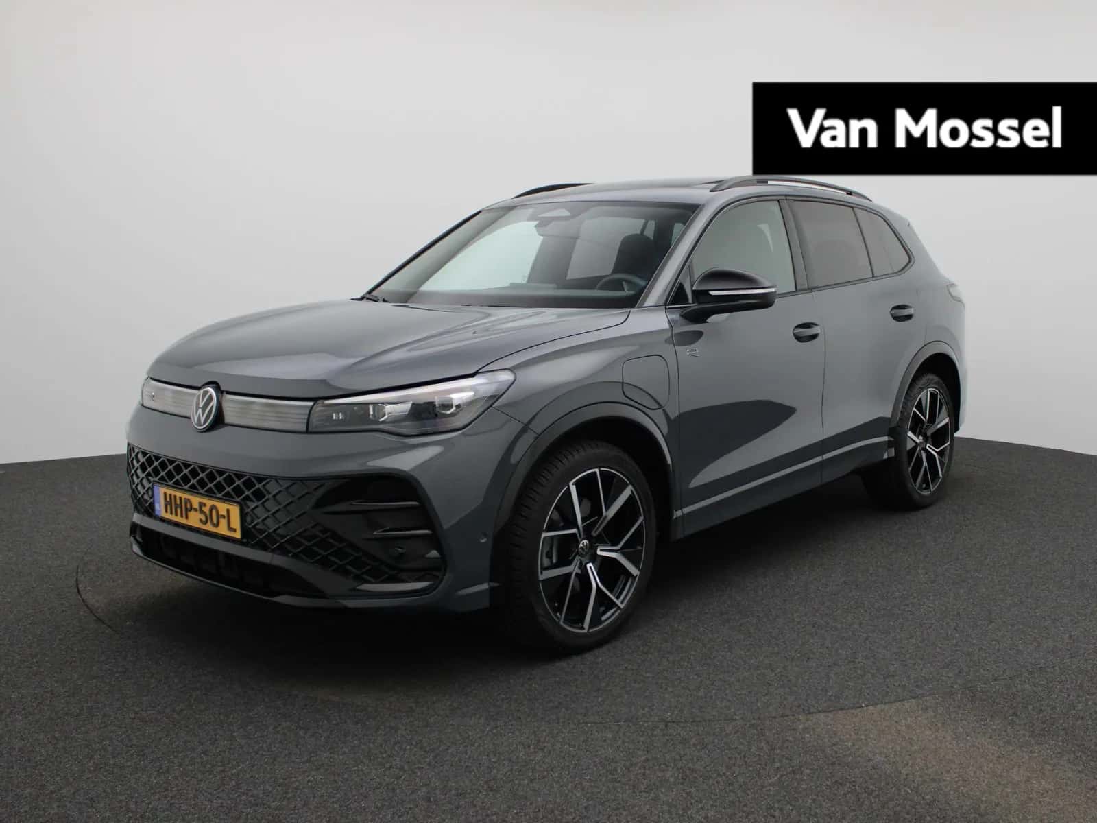 Volkswagen Tiguan (2025) — foto 1