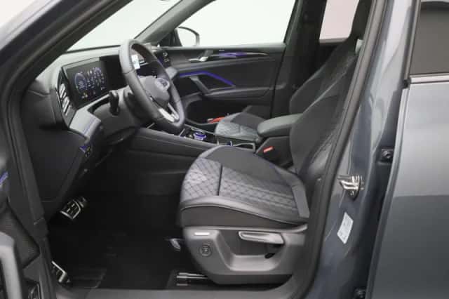 Volkswagen Tiguan (2025) thumbnail 11