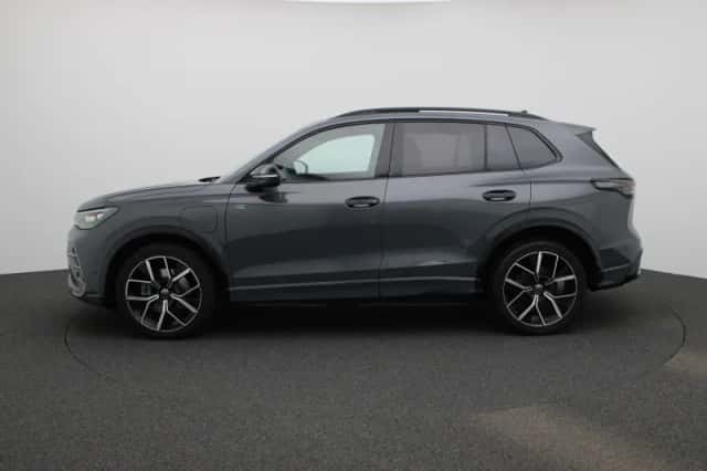 Volkswagen Tiguan (2025) thumbnail 4