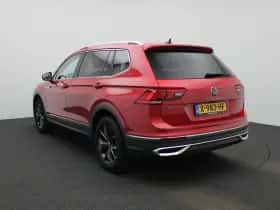 Volkswagen Tiguan (2023) thumbnail 2
