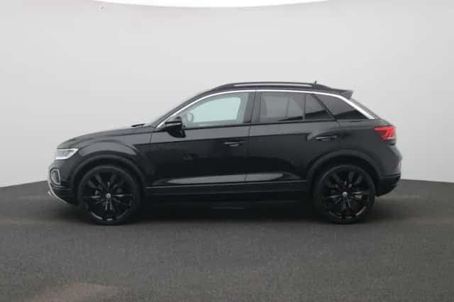 Volkswagen T-Roc (2022) thumbnail 4