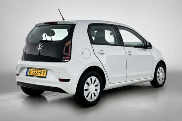Volkswagen Up! (2021) thumbnail 4