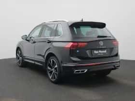 Volkswagen Tiguan (2023) thumbnail 2