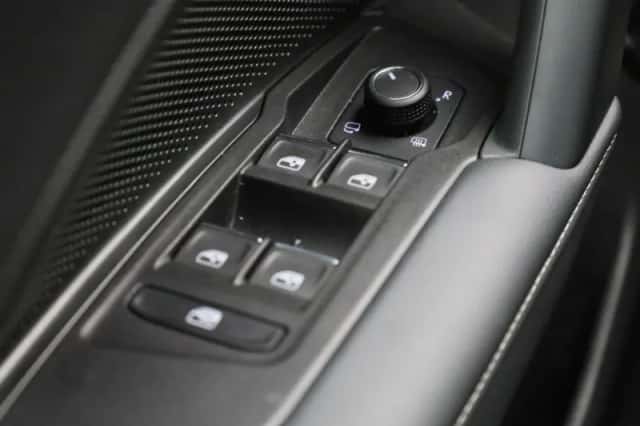 Volkswagen Tiguan (2025) thumbnail 36