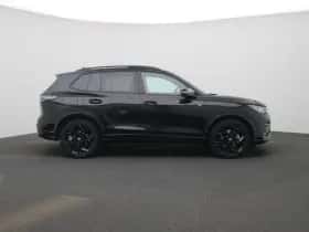 Volkswagen Tiguan (2025) thumbnail 6