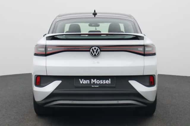 Volkswagen ID.5 (2022) thumbnail 5