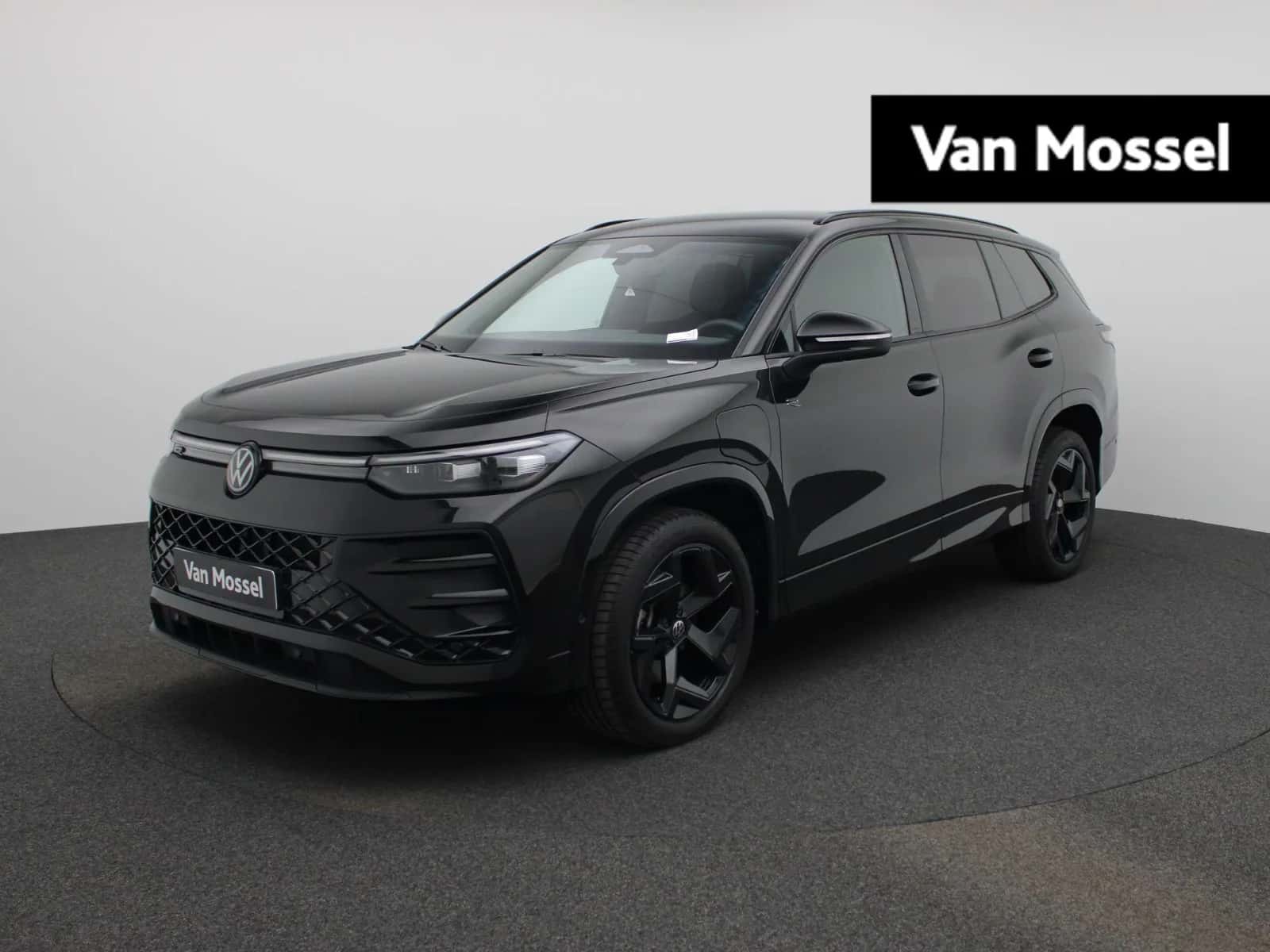 Volkswagen Tayron (2025) — foto 1