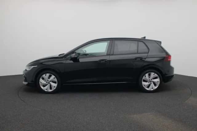 Volkswagen Golf (2025) thumbnail 4