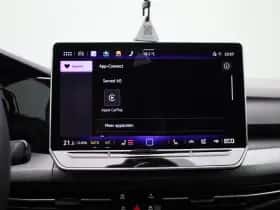 Volkswagen Golf (2025) thumbnail 26