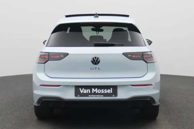 Volkswagen Golf (2025) thumbnail 5