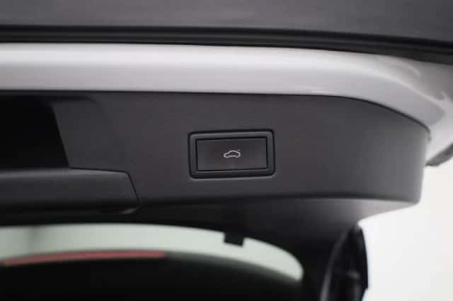 Volkswagen ID.4 (2021) thumbnail 14
