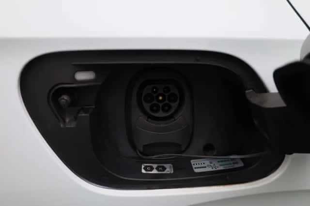 Volkswagen ID.4 (2021) thumbnail 42