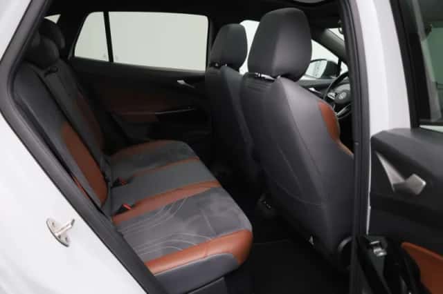 Volkswagen ID.4 (2021) thumbnail 43