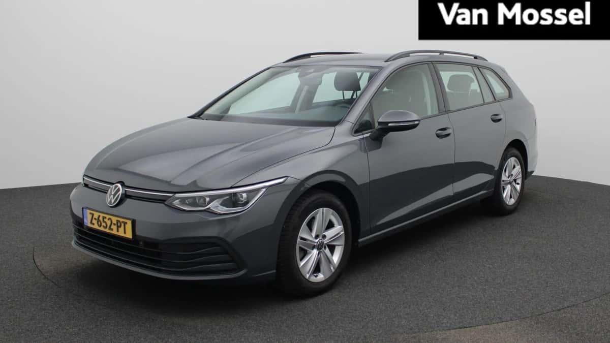 Volkswagen Golf (2022) — foto 1