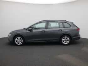 Volkswagen Golf (2022) thumbnail 4