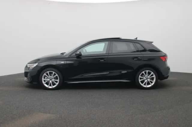 Audi A3 (2025) thumbnail 4