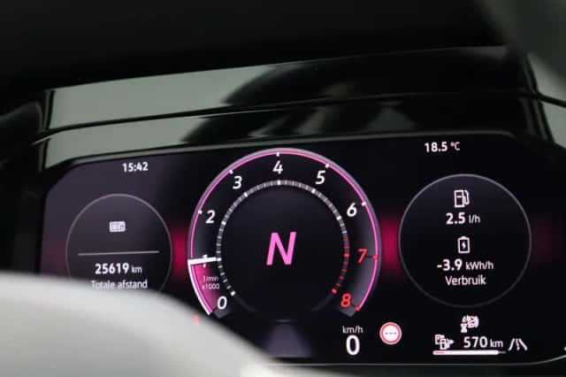 Volkswagen Golf (2025) thumbnail 20