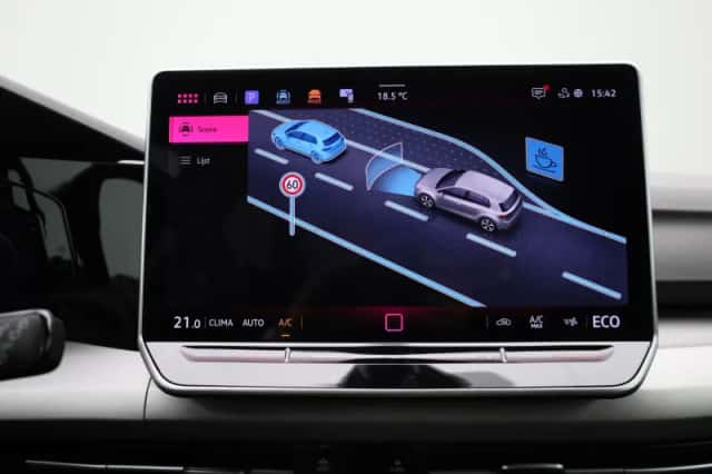 Volkswagen Golf (2025) thumbnail 24