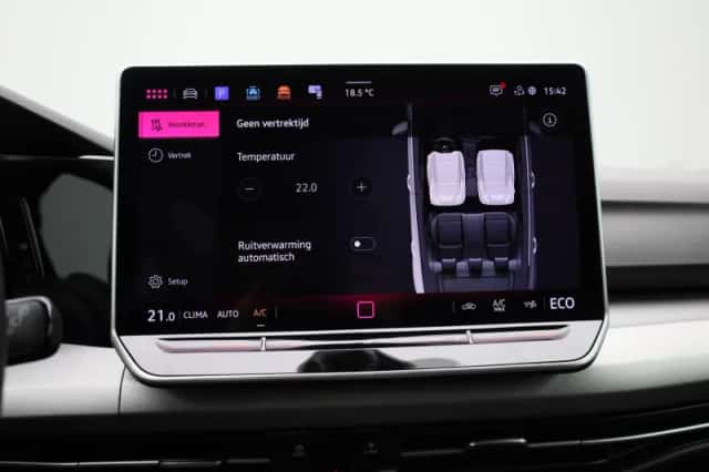 Volkswagen Golf (2025) thumbnail 28