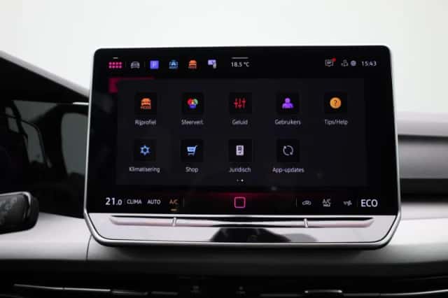 Volkswagen Golf (2025) thumbnail 29