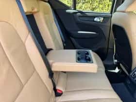 Volvo XC40 (2022) thumbnail 15