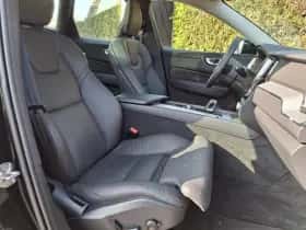 Volvo XC60 (2024) thumbnail 5