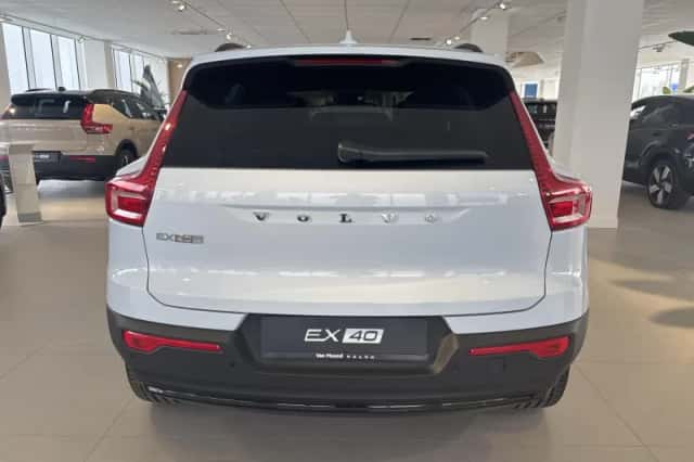 Volvo EX40 (2026) thumbnail 5