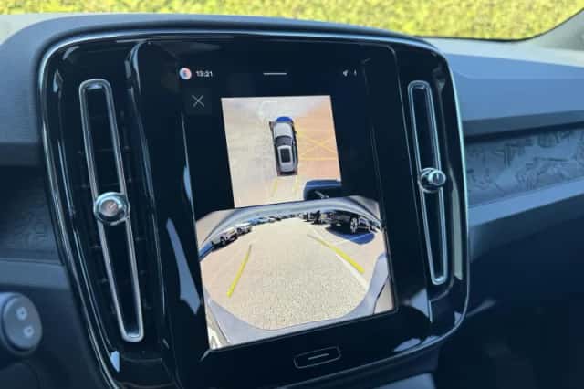Volvo EX40 (2026) thumbnail 6