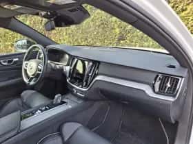 Volvo S60 (2021) thumbnail 3