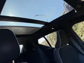 Volvo XC40 (2022) thumbnail 4