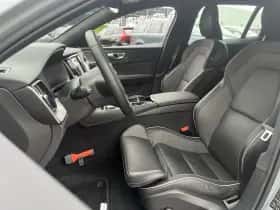 Volvo V60 (2025) thumbnail 4