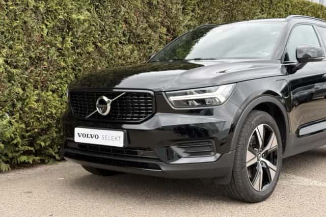 Volvo XC40 (2022) thumbnail 2