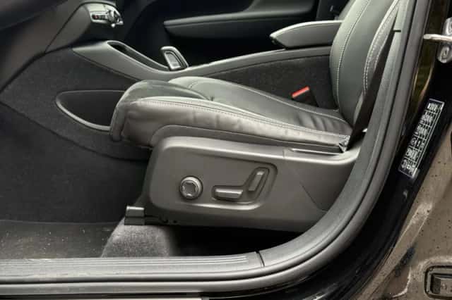 Volvo XC40 (2022) thumbnail 6