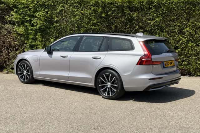 Volvo V60 (2025) thumbnail 5