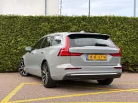 Volvo V60 (2025) thumbnail 2