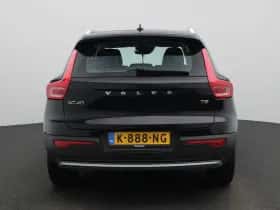 Volvo XC40 (2021) thumbnail 5