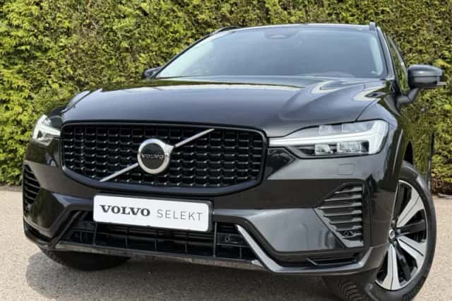 Volvo XC60 (2023) thumbnail 2