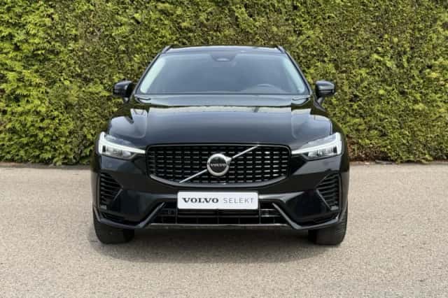 Volvo XC60 (2023) thumbnail 4